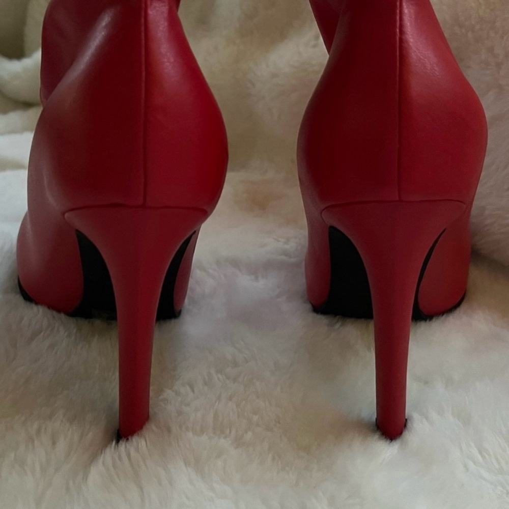Jeffrey Campbell Pantalones Boots – Red | Size 10 | NEW IN BOX - Picture 6 of 13